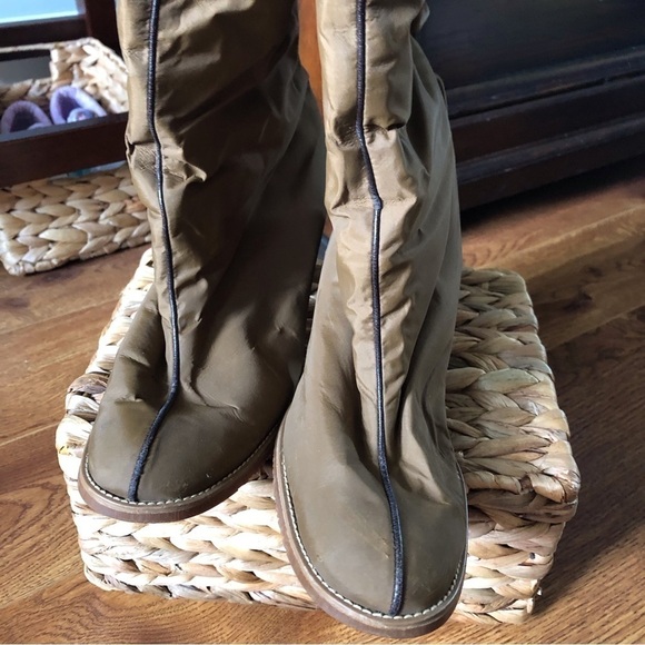 Colo Nylon Sherpa lined knee high boots in size 8 - Picture 3 of 6